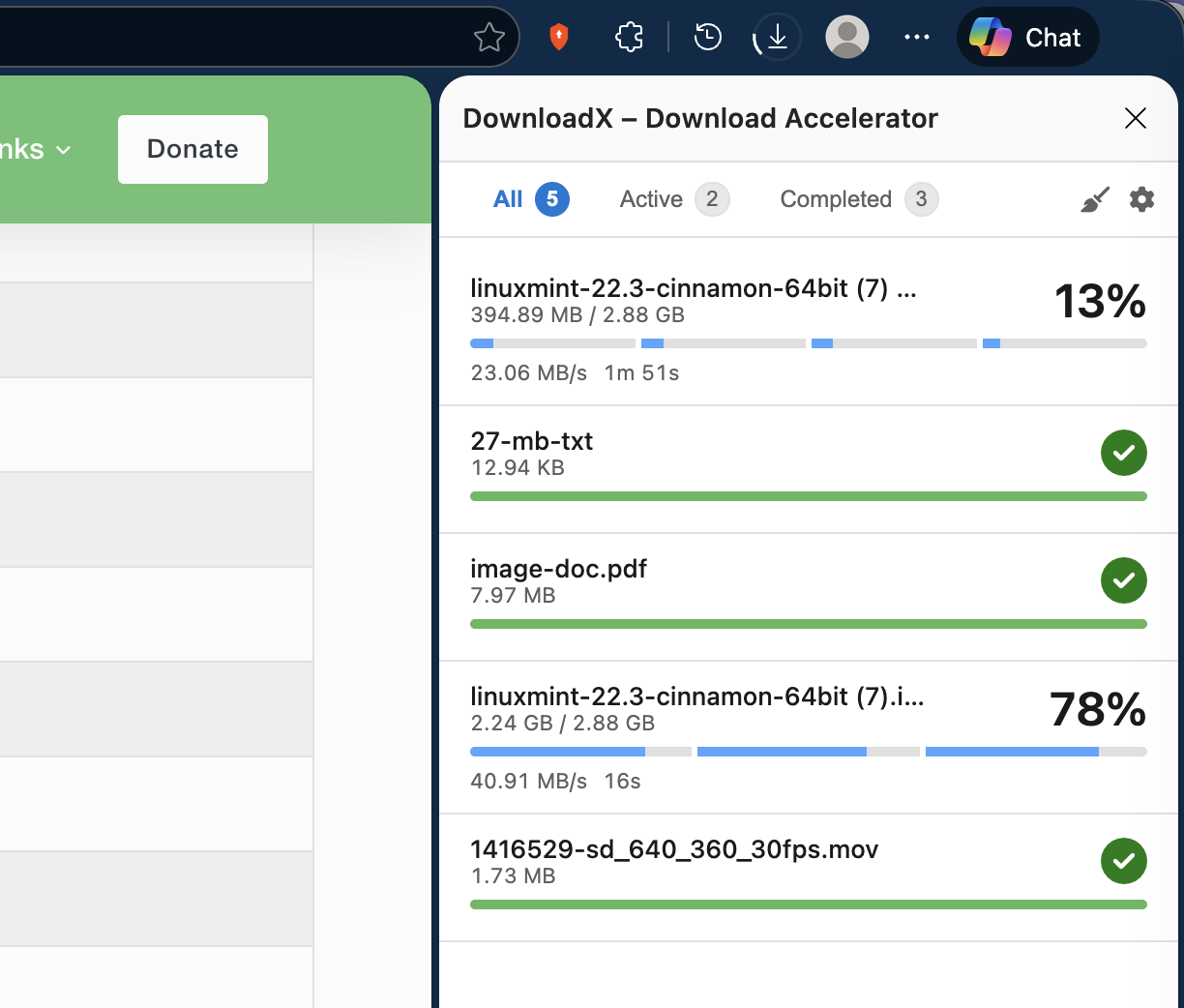 DownloadX showing segmented progress for active download